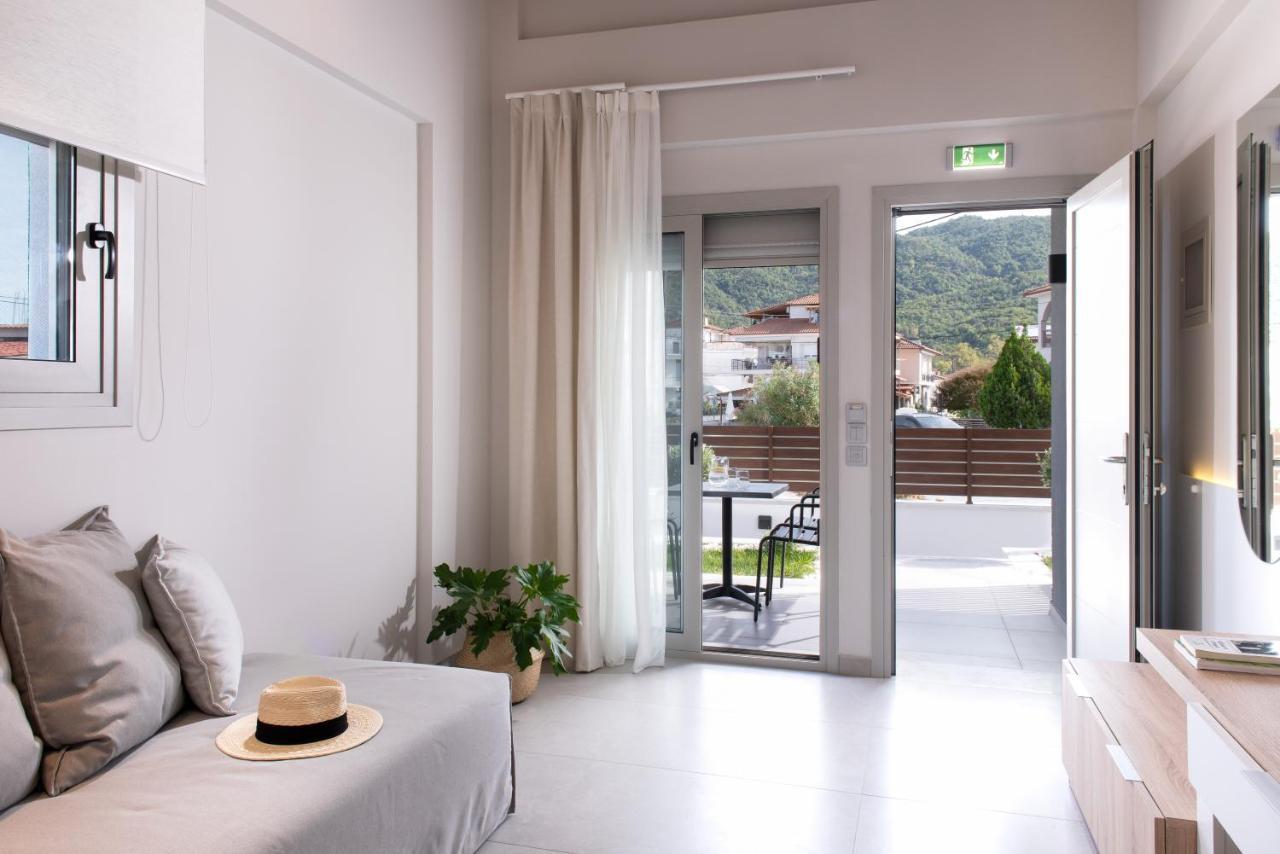 Afros Suites Olympiada Eksteriør billede